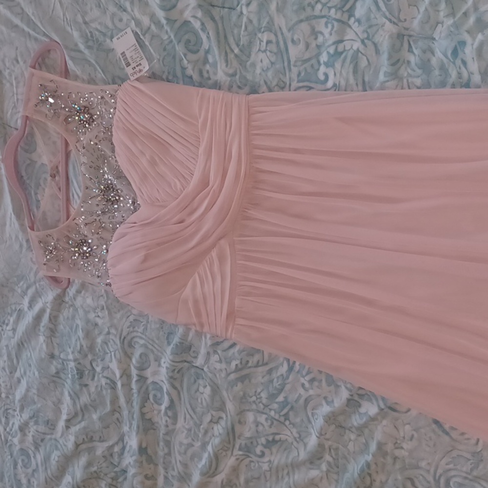 Dress - Picture 9 of 11